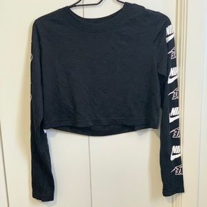 LONG SLEEVE NIKE LOGO CROP TOP